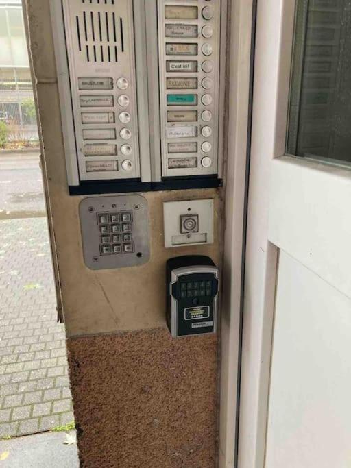 Superbe Appartement A Une Minute A Pied De La Gare Épinal Exterior foto